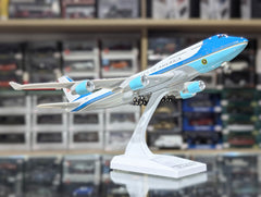 Boeing 747 (US Board N1)