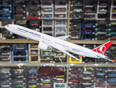 Boeing 777-300ER (Turkish Airlines)