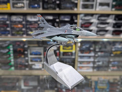F-16 Fighting Falcon