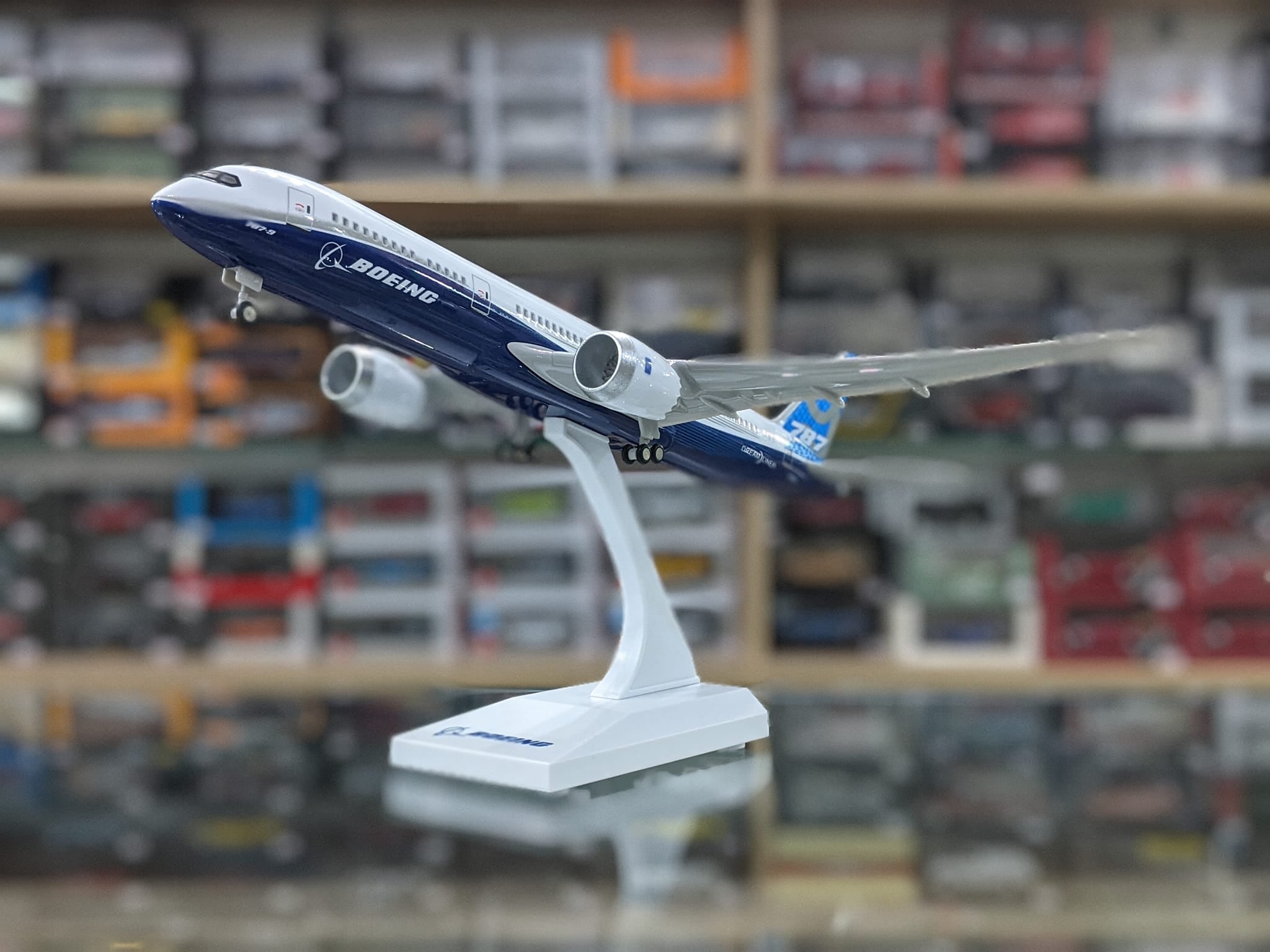 Boeing 787