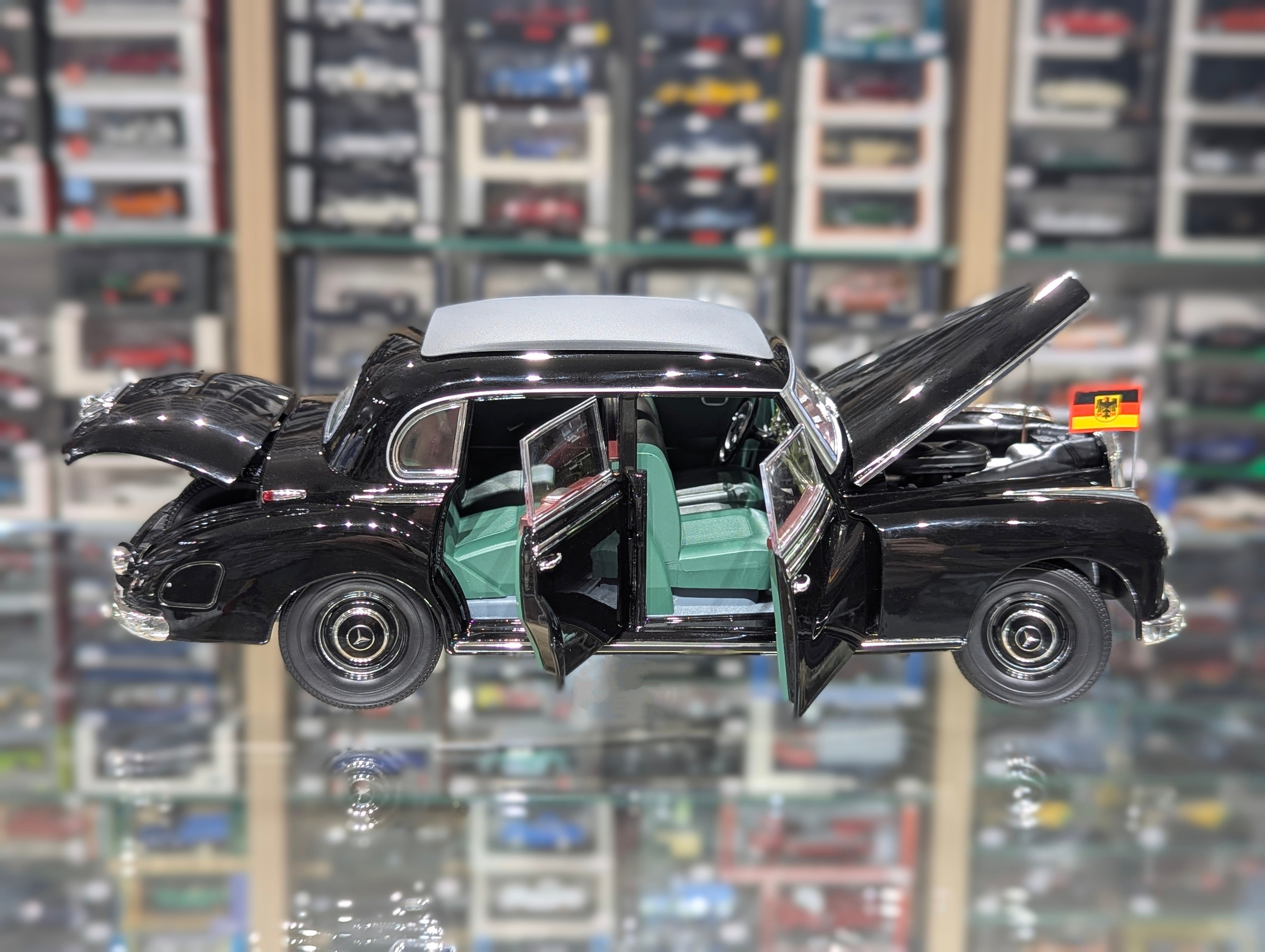 Mercedes-Benz 300 W186 (Konrad Adenauer)