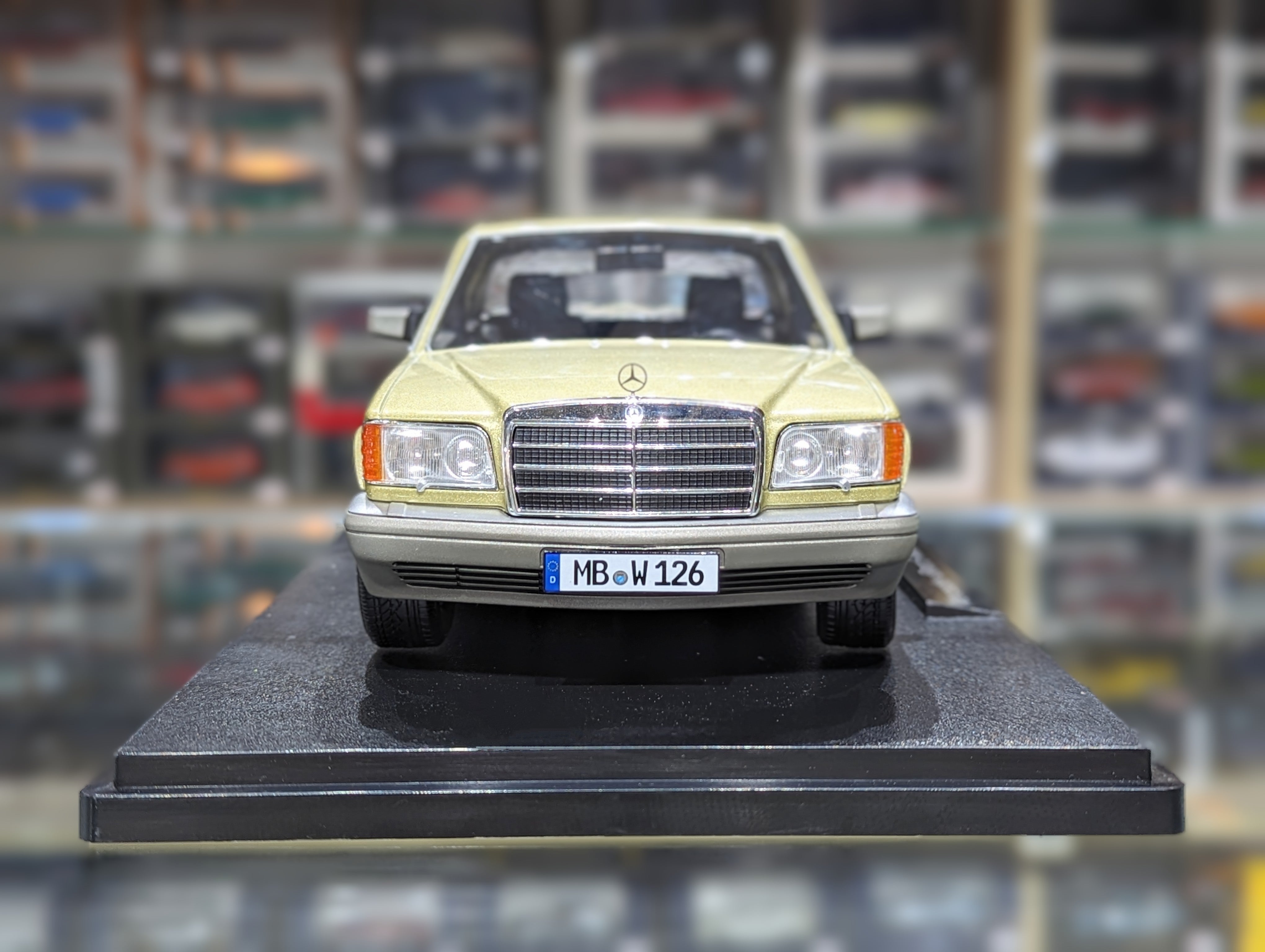 Mercedes-Benz W126-1985