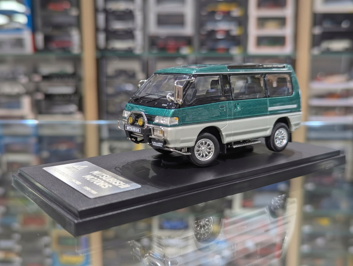 Mitsubishi Delica Star Wagon 4WD 1990-1999