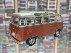 Volkswagen T1 Camper OrangeWhite Roof DC