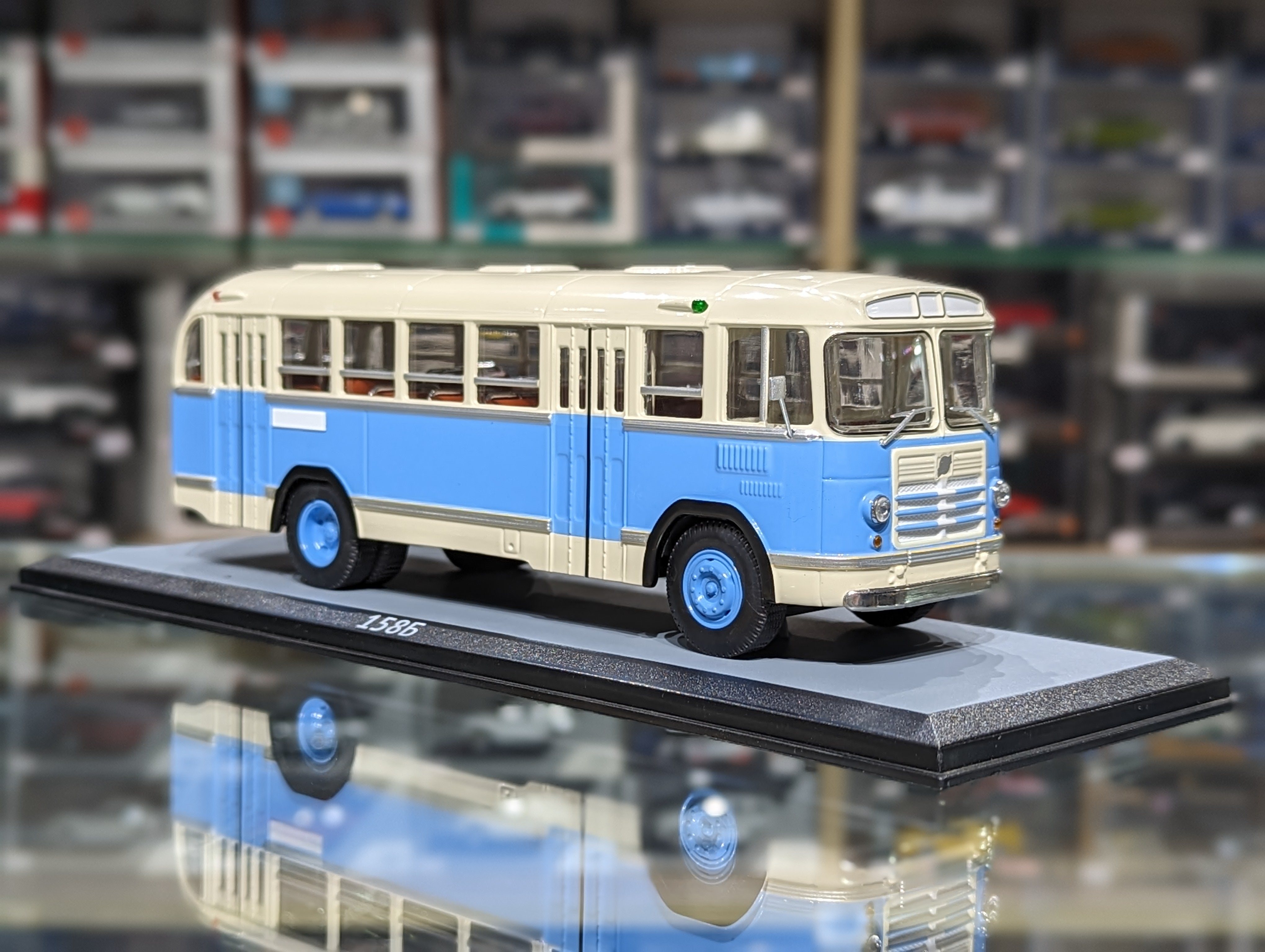 ZIL 158B